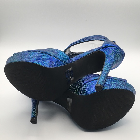 FRH Iridescent Snakeskin’ Gladiator Platforms - Picture 4 of 6
